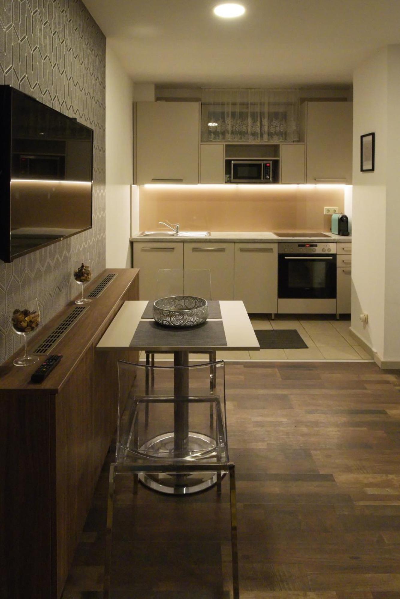 Nice Home Apartment 2 Abda Dış mekan fotoğraf
