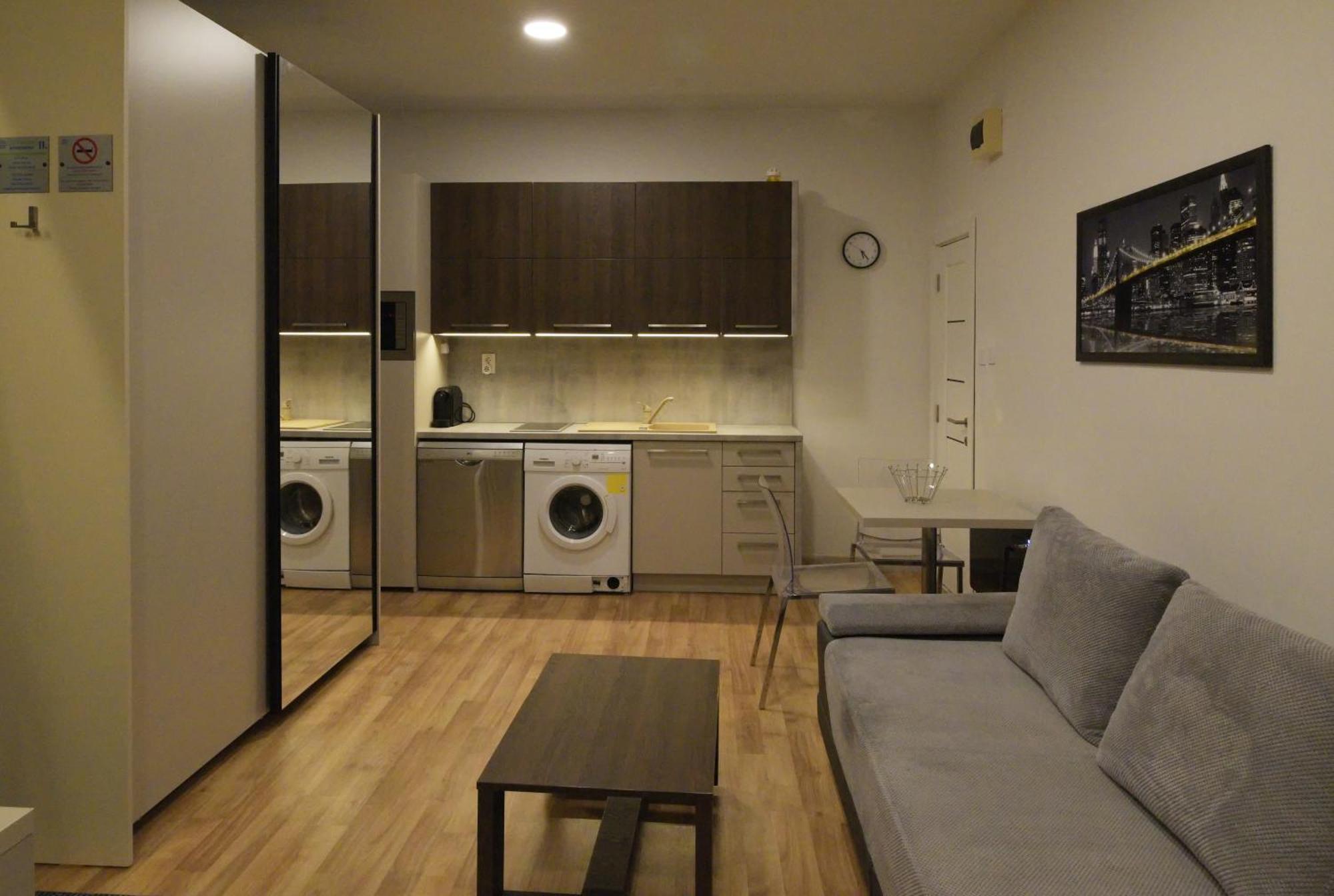 Nice Home Apartment 2 Abda Dış mekan fotoğraf
